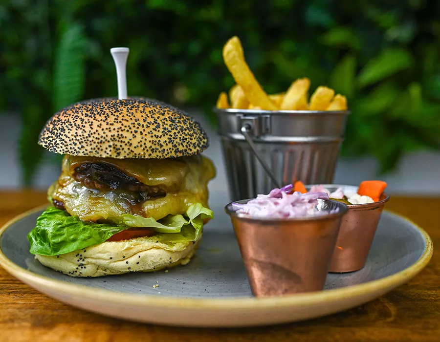 Staining Lodge Golf Course Cheese Burger